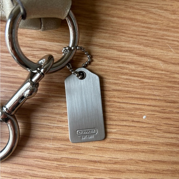 COACH VTG Shimmer Metallic Gold Soft Pleated Goat Suede Belted Hobo Shoulder Bag - Picture 6 of 10